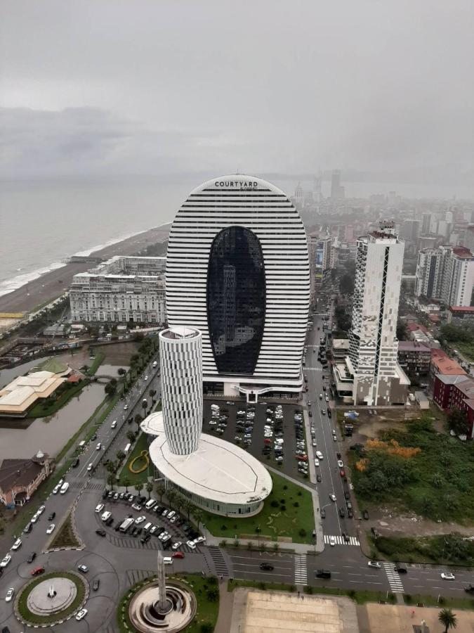 Apartment 16,26,27 Floors In Alliance Palace Batumi Esterno foto
