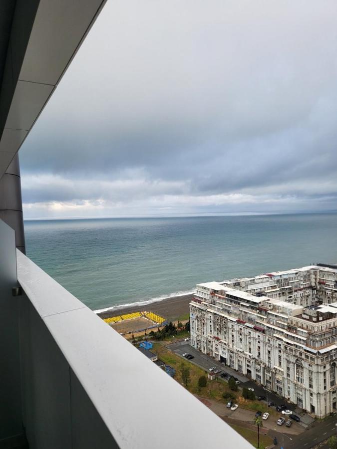 Apartment 16,26,27 Floors In Alliance Palace Batumi Esterno foto