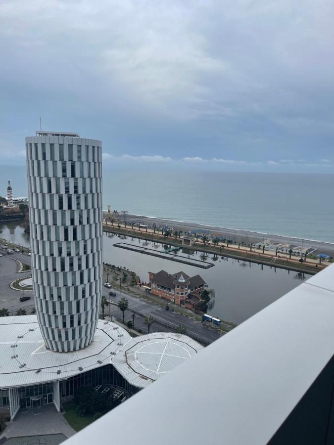 Apartment 16,26,27 Floors In Alliance Palace Batumi Esterno foto