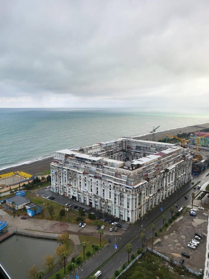 Apartment 16,26,27 Floors In Alliance Palace Batumi Esterno foto