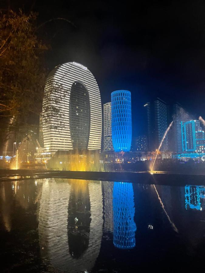 Apartment 16,26,27 Floors In Alliance Palace Batumi Esterno foto