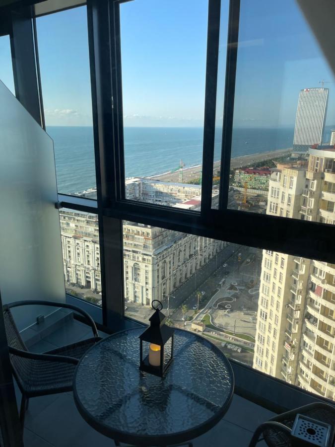 Apartment 16,26,27 Floors In Alliance Palace Batumi Esterno foto
