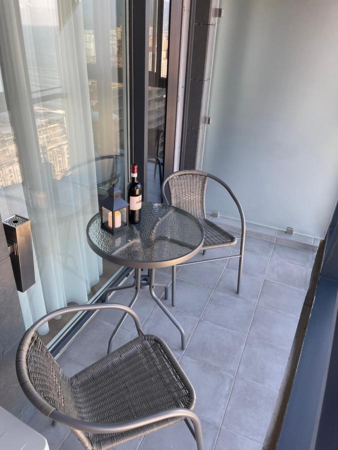 Apartment 16,26,27 Floors In Alliance Palace Batumi Esterno foto